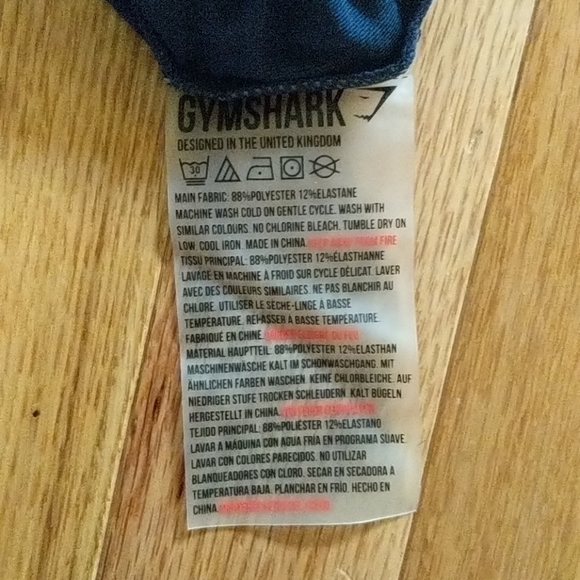 Gymshark long sleeve crop top, Size XS - Picture 6 of 6